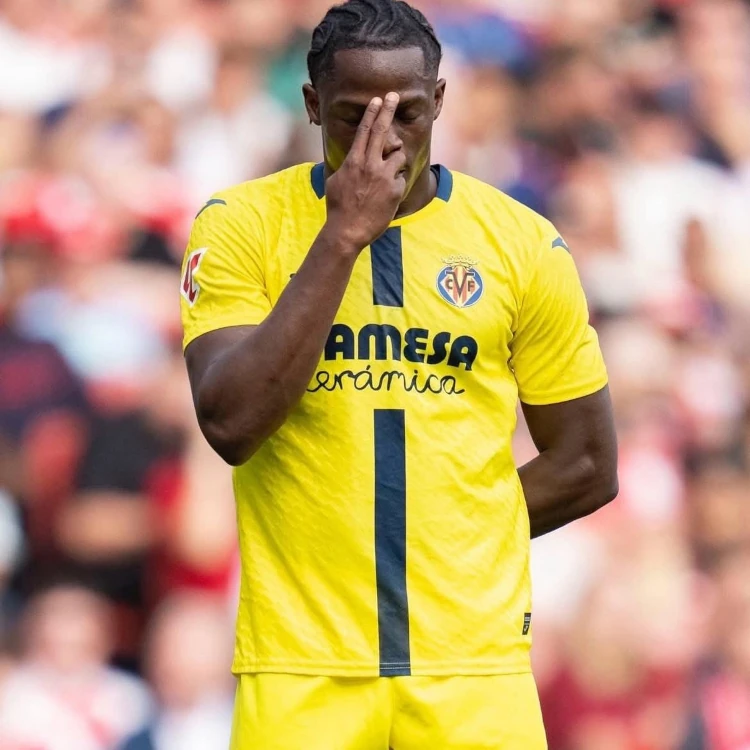 Karl Etta Eyong En Feu Avec Villarreal : L’attaquant Camerounais Prêt À Marquer La Saison 2025/2026.
